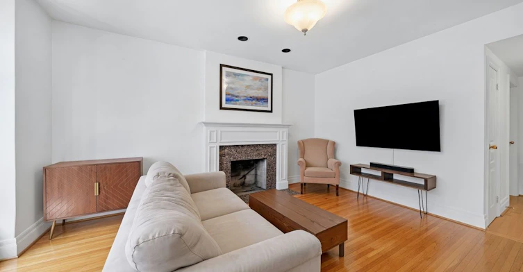 2-12 Foxbar Road, Toronto, ON, M4V 2G6 - 5