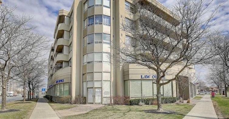 215-555 Wilson Heights Boulevard, Toronto, ON, M3H 2V7