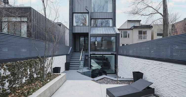 41 Berryman Street, Toronto, ON, M5R 1M7 - 48