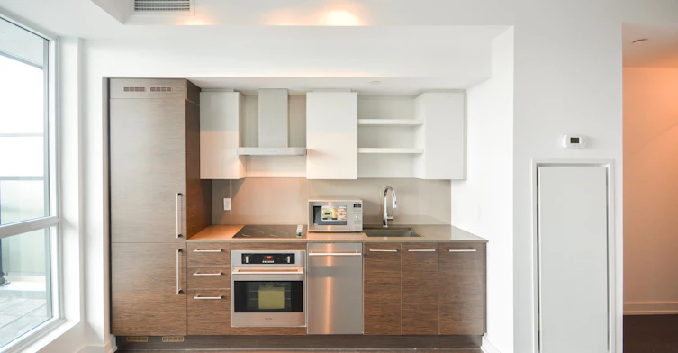 1127-1030 King Street W, Toronto, ON, M6K 0B4 - 4