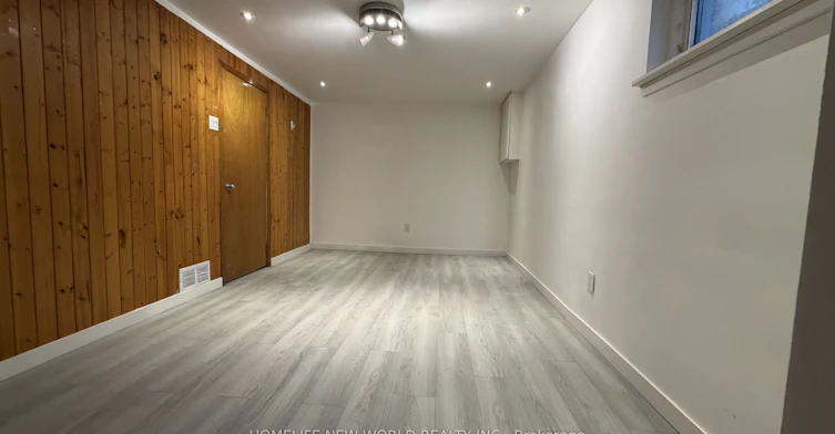Lower Level-135 Pineway Boulevard, Toronto, ON, M2H 1A9 - 7