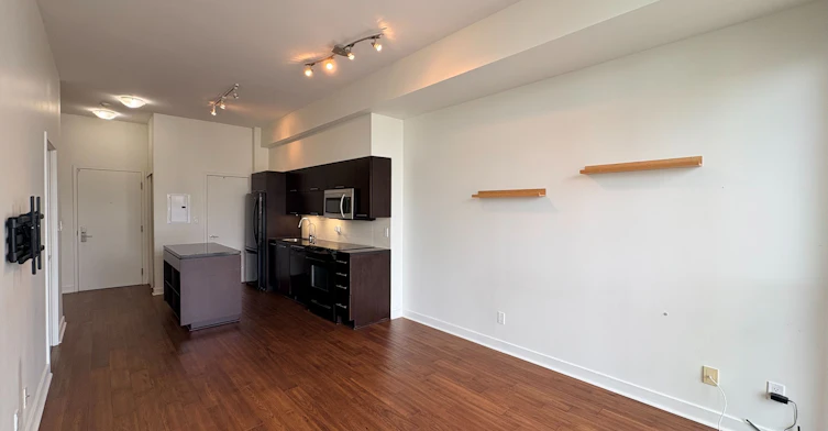 2206-126 Simcoe Street, Toronto, ON, M5H 4E6 - 3