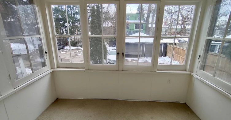 Main floor-305 St Clair Avenue E, Toronto, ON, M4T 1P3 - 17