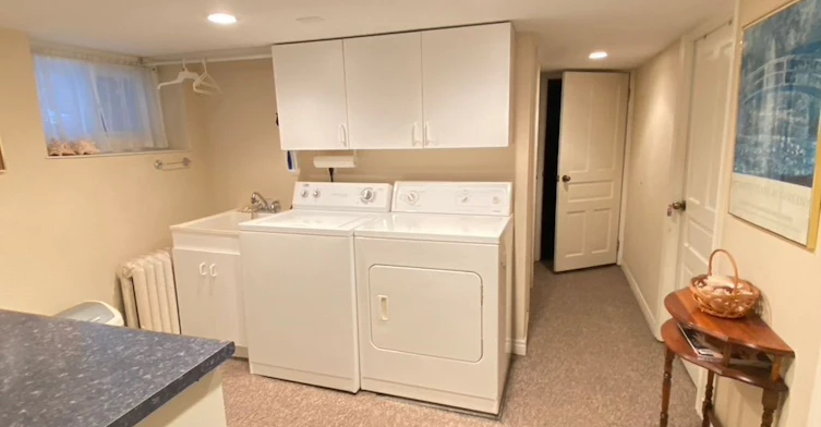 Main floor-305 St Clair Avenue E, Toronto, ON, M4T 1P3 - 18