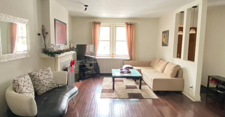 Main floor-305 St Clair Avenue E, Toronto, ON, M4T 1P3