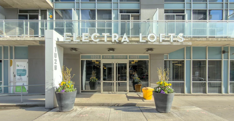 1020-1029 King Street W, Toronto, ON, M6K 1J7