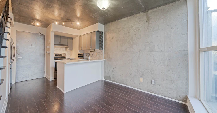 1020-1029 King Street W, Toronto, ON, M6K 1J7 - 5