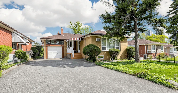 Lower-103 Cummer Avenue, Toronto, ON, M2M 2E6