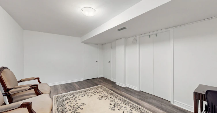 Lower-103 Cummer Avenue, Toronto, ON, M2M 2E6 - 9