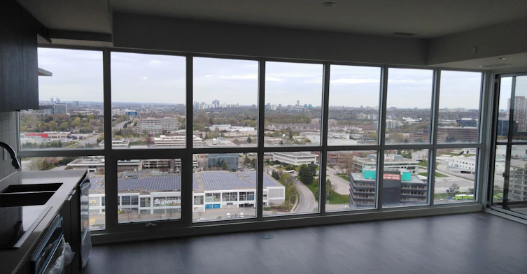 2604-6 Sonic Way, Toronto, ON, M3C 0P1 - 2
