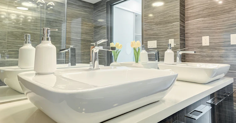 TH2-220 George Street, Toronto, ON, M5A 2N1 - 20