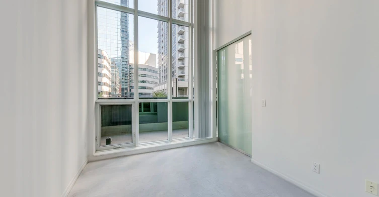 202-770 Bay Street, Toronto, ON, M5G 1N6 - 29