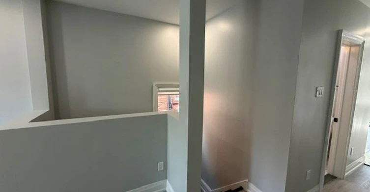 2ND FLR-19 Mount Royal Avenue, Toronto, ON, M6H 2S2 - 17