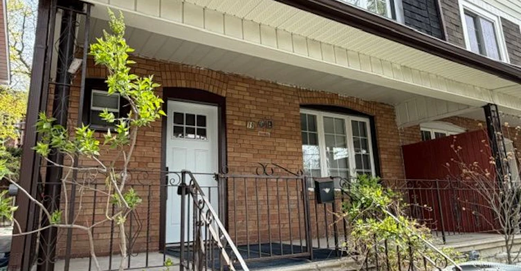 Main Level-19 Mount Royal Avenue, Toronto, ON, M6H 2S2 - 4