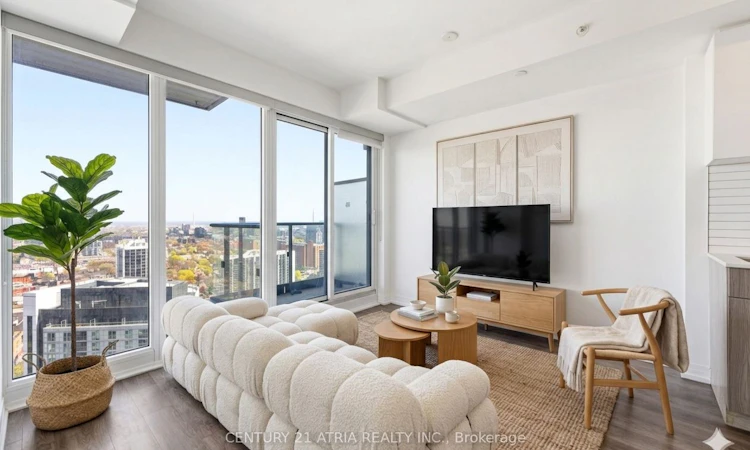 2901-251 Jarvis Street