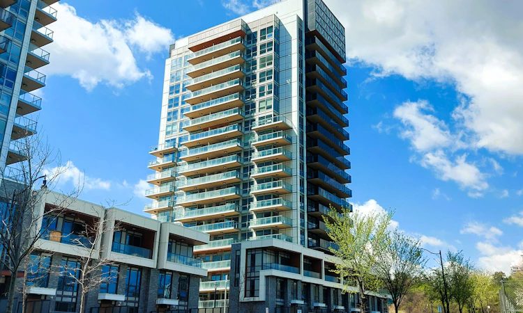 908-25 Mcmahon Drive