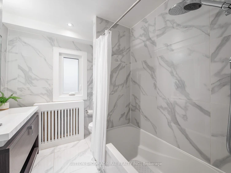 7 Glenarden Road, Toronto, ON, M6C 3J8 - 25
