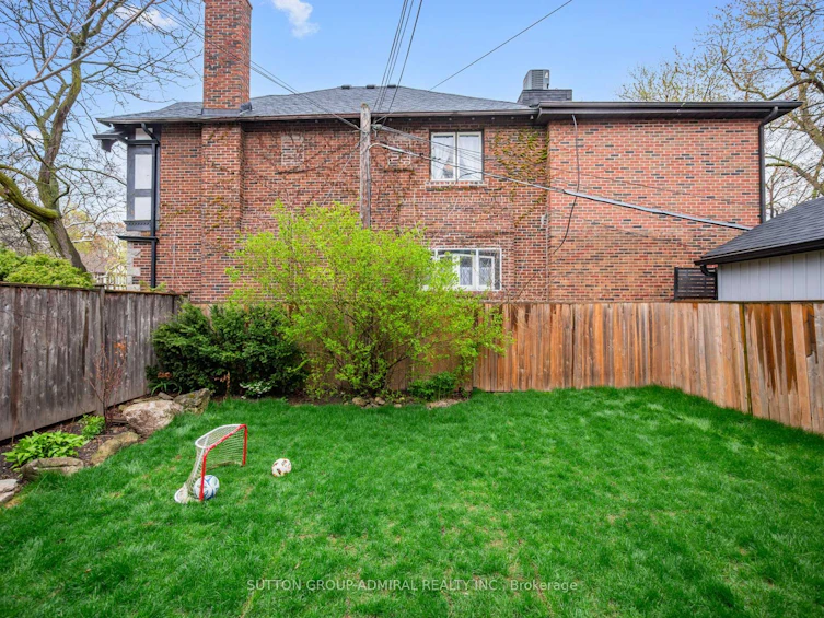 7 Glenarden Road, Toronto, ON, M6C 3J8 - 32