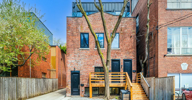3-692 Richmond Street W, Toronto, ON, M6J 1C5