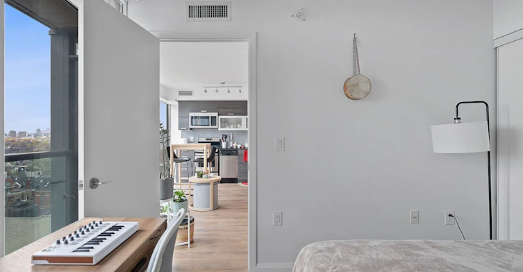 1722E-36 Lisgar Street, Toronto, ON, M6J 0C7 - 16