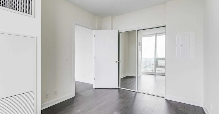 5703-2221 Yonge Street, Toronto, ON, M4S 2B4 - 23