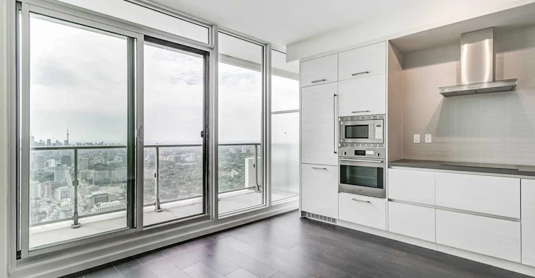 5703-2221 Yonge Street, Toronto, ON, M4S 2B4 - 22