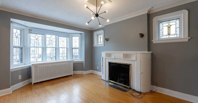 6 Park Hill Road, Toronto, ON, M6C 3M9 - 2