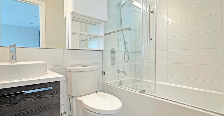 409-11 Walmer Road, Toronto, ON, M5R 2W9 - 7