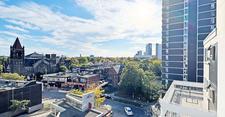 409-11 Walmer Road, Toronto, ON, M5R 2W9 - 9