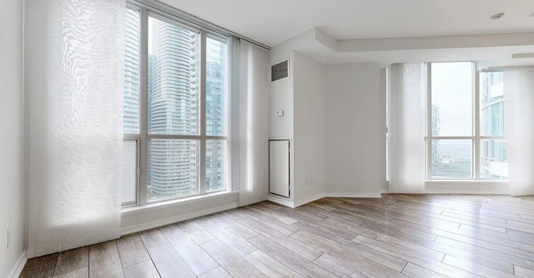2212-208 Queens Quay West Street, Toronto, ON, M5J 2Y5 - 2