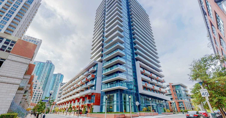 810-38 Iannuzzi Street, Toronto, ON, M5V 0S2 - 2
