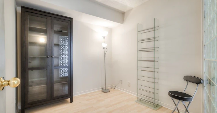 18-106 Redpath Avenue, Toronto, ON, M4S 2J7 - 19