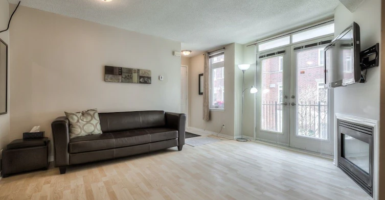 18-106 Redpath Avenue, Toronto, ON, M4S 2J7 - 8