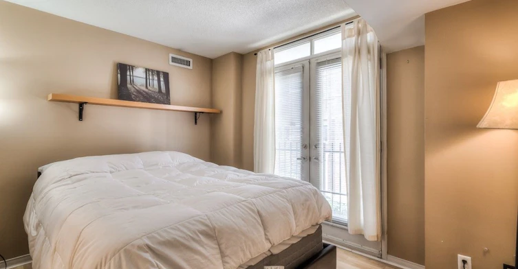18-106 Redpath Avenue, Toronto, ON, M4S 2J7 - 14