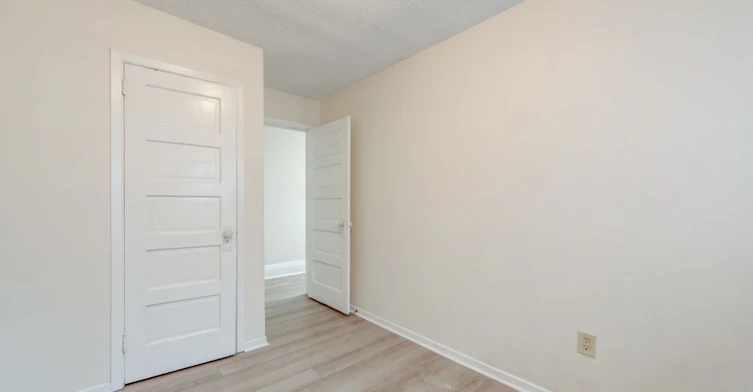 2 Upper-576 Ossington Avenue S, Toronto, ON, M6G 3T5 - 13