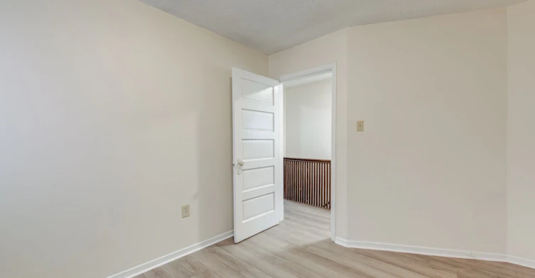 2 Upper-576 Ossington Avenue S, Toronto, ON, M6G 3T5 - 22