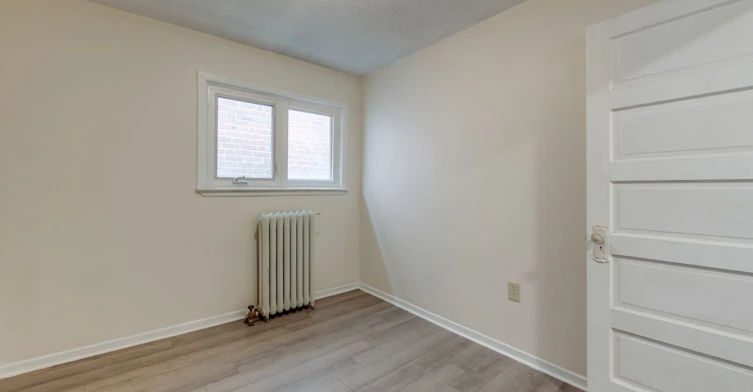 2 Upper-576 Ossington Avenue S, Toronto, ON, M6G 3T5 - 10
