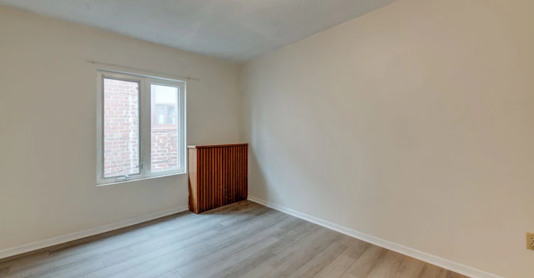 2 Upper-576 Ossington Avenue S, Toronto, ON, M6G 3T5 - 11