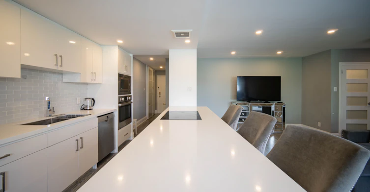 506-60 Montclair Avenue, Toronto, ON, M5P 1P7 - 12