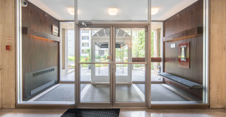 506-60 Montclair Avenue, Toronto, ON, M5P 1P7 - 6
