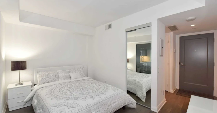 1209-155 Yorkville Avenue, Toronto, ON, M5R 1C4 - 7