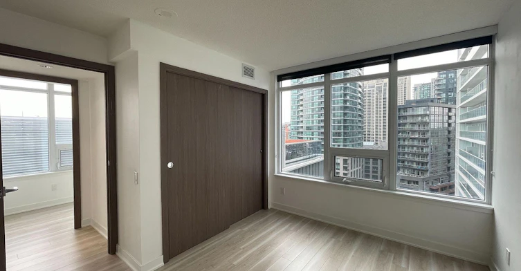 1502-17 Bathurst Street, Toronto, ON, M5V 1A5 - 24