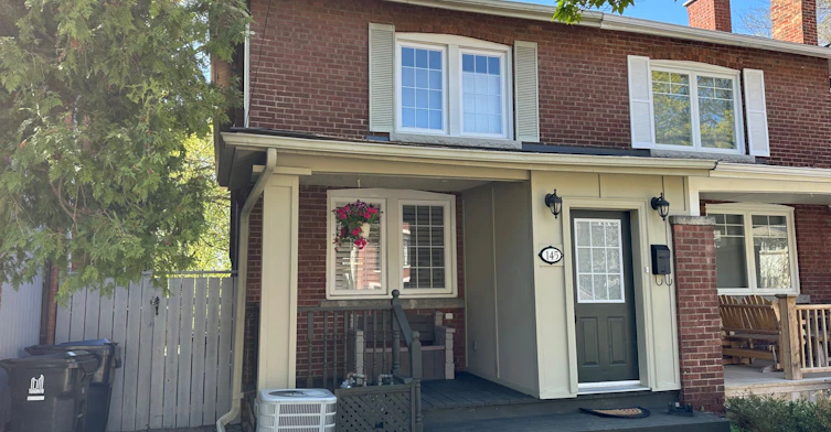 145 Castlefield Avenue, Toronto, ON, M4R 1G6
