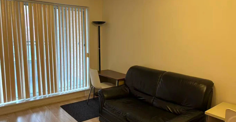201-889 Bay Street, Toronto, ON, M5S 3K5 - 4