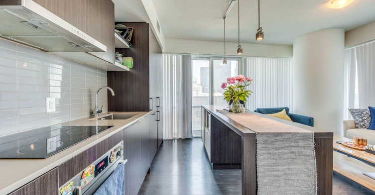 2004-100 Harbour Street, Toronto, ON, M5J 1B7 - 15