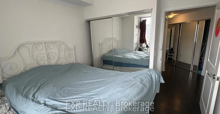 702-65 St Mary Street, Toronto, ON, M5S 0A6 - 8