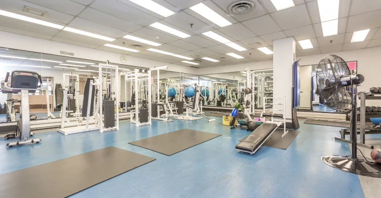 919-711 Bay Street, Toronto, ON, M5G 2J8