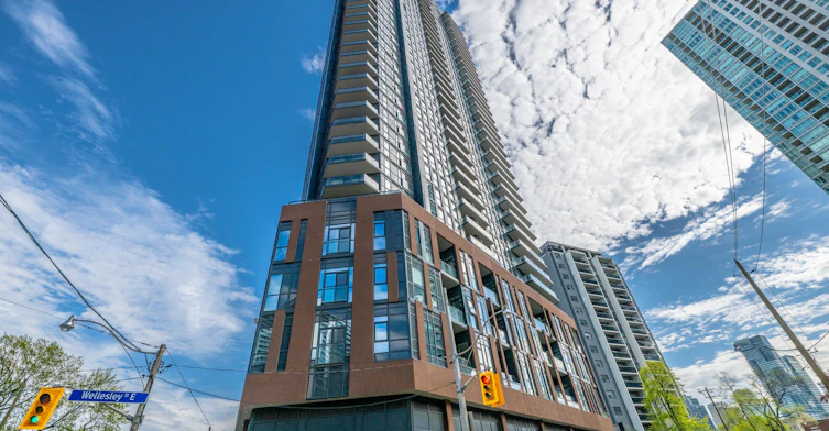 2006-159 Wellesley Street E, Toronto, ON, M4Y 0H5 - 3