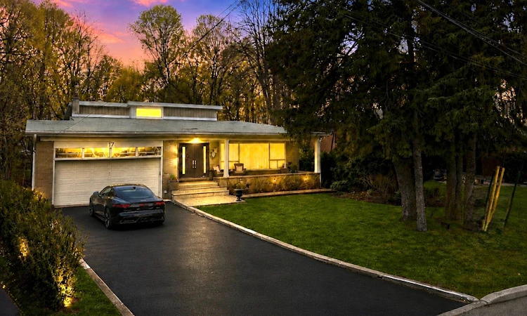 17 Denmark Crescent