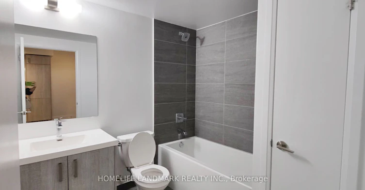 1011-77 Mutual Street, Toronto, ON, M5B 2A9 - 4
